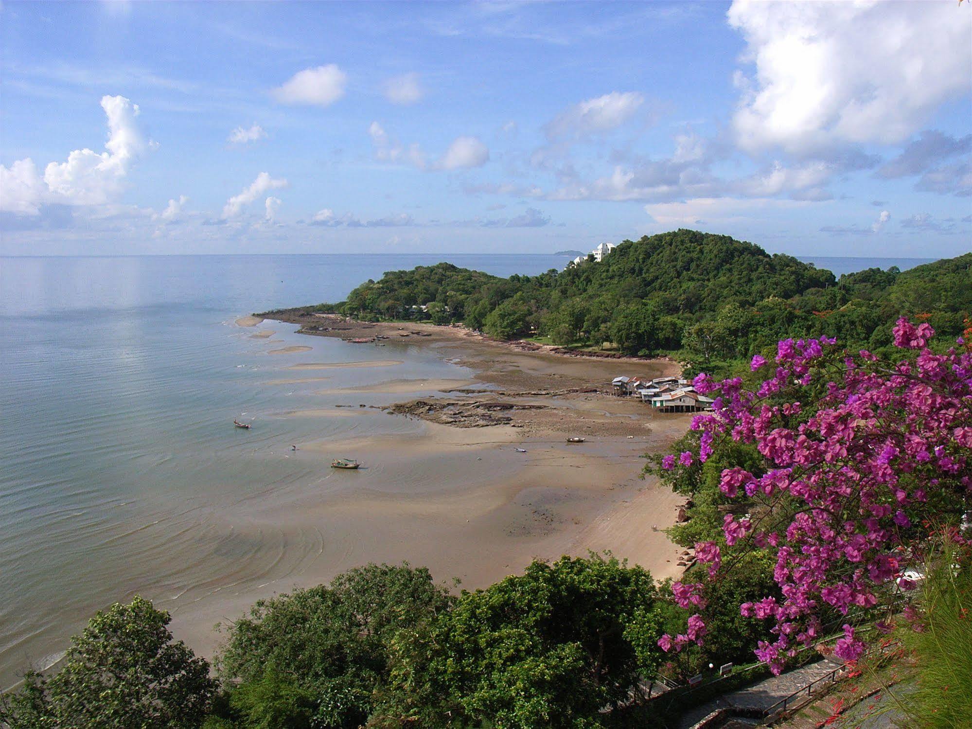 Hinsuay Namsai Resort Rayong Extérieur photo