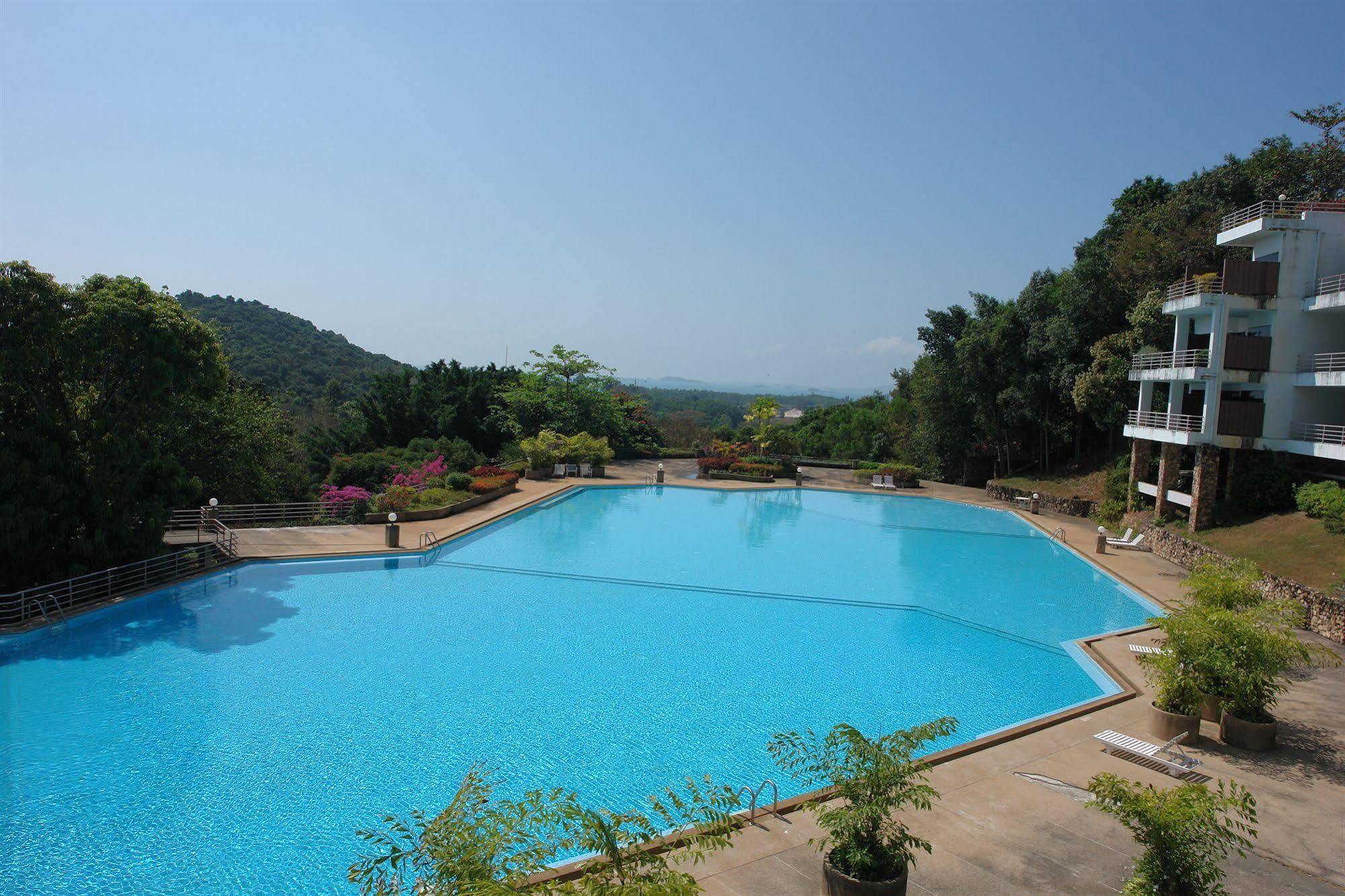 Hinsuay Namsai Resort Rayong Extérieur photo